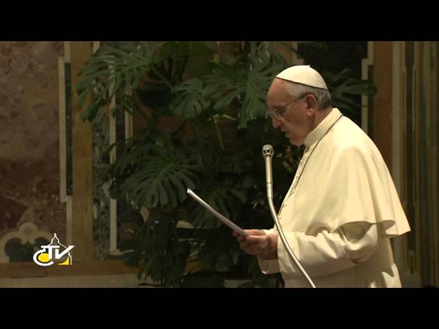 Papa Francisco: justicia y solidaridad, bases para la paz