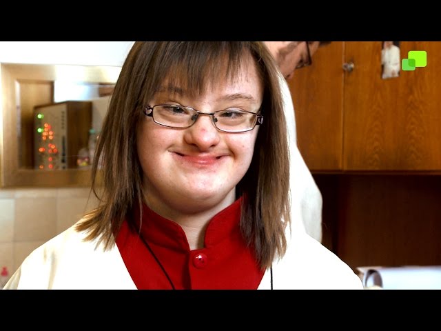 Franziska - Ministrantin mit Down-Syndrom - Doku Girl Altar server - Leben mit Inklusion