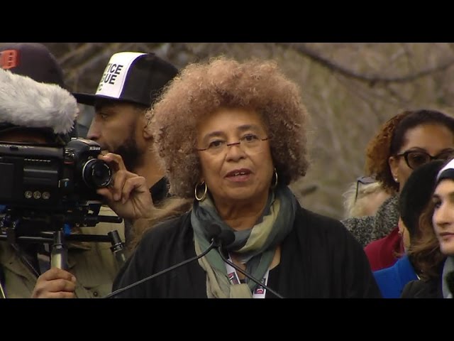 Watch legendary activist Angela Davis rally Women's March On Washington