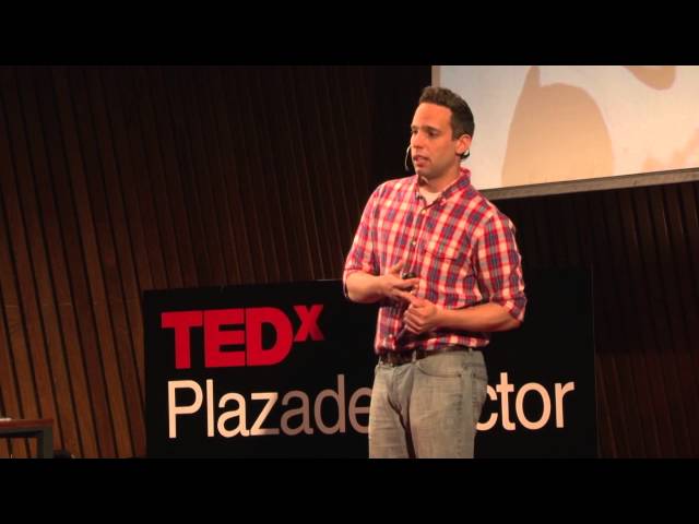 ¡No vayas más al gimnasio! | Julian Rud | TEDxPlazadelLector